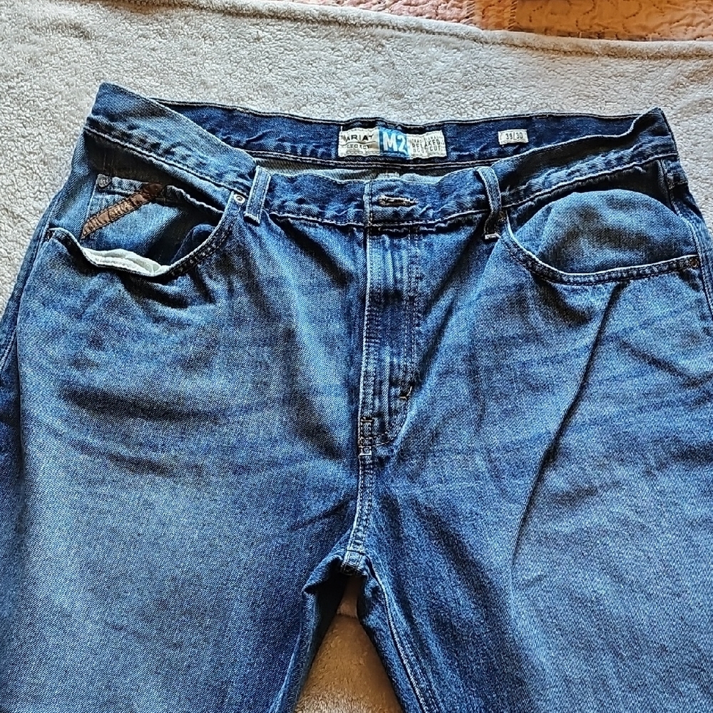 Ariat Relaxed Blue Denim Jeans Comfortable Fit